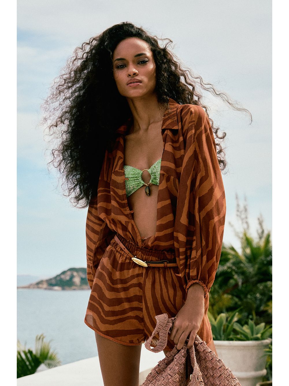 ViX — Short Lana Sundown
