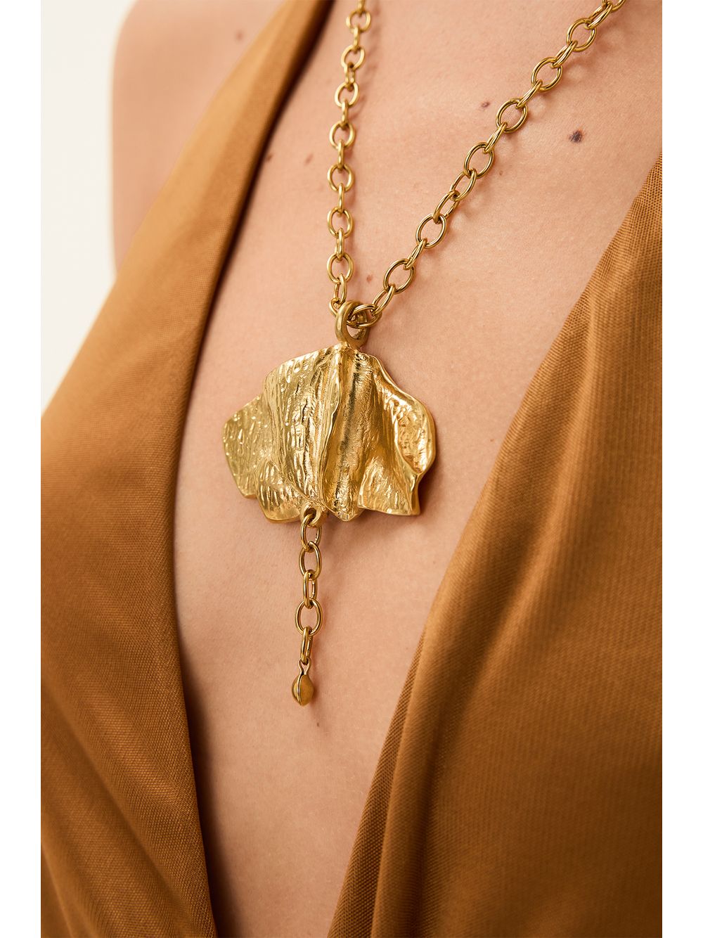 ViX — Colar Dora Dourado
